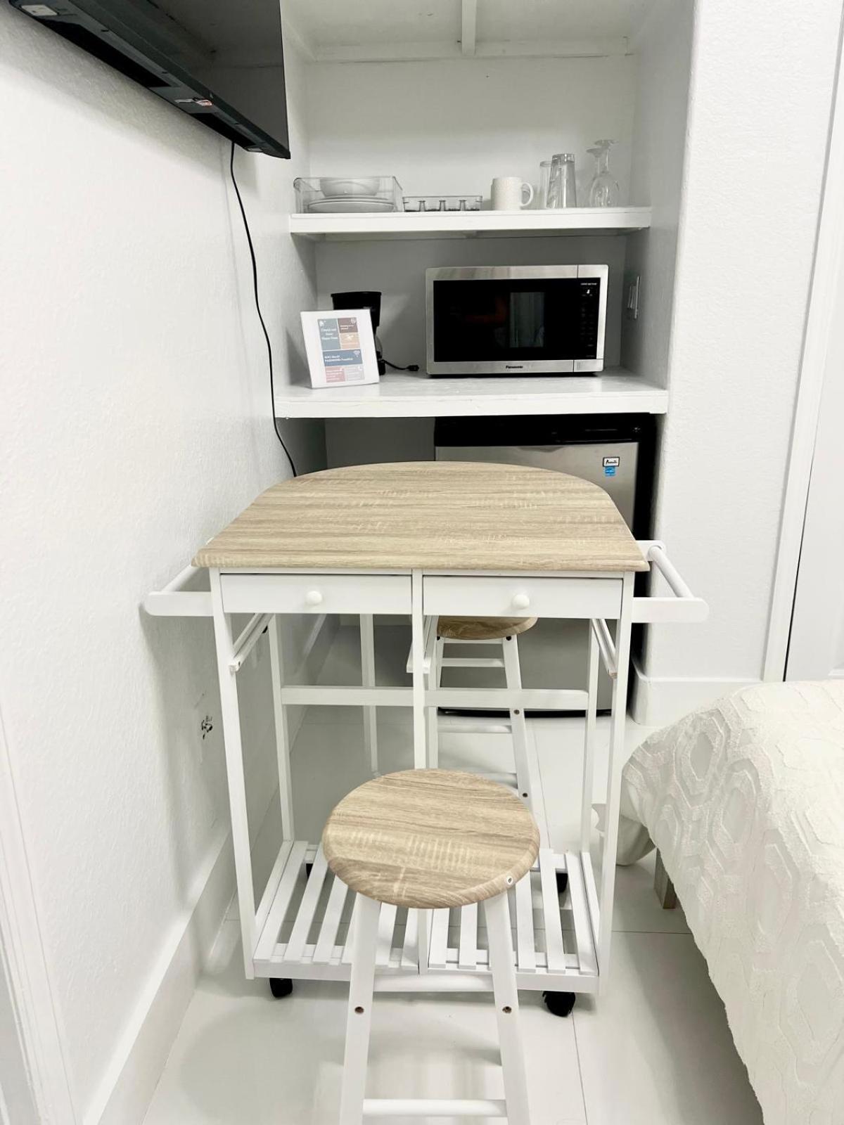 Lovers Cove Apartment